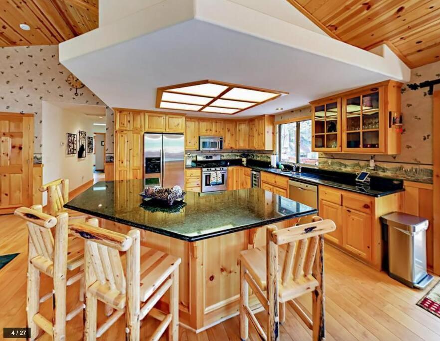 Teakwood - 3-Br Spa, Fire Pit, Quiet, Ac, Centrally Located Vila Big Bear Lake Exterior foto