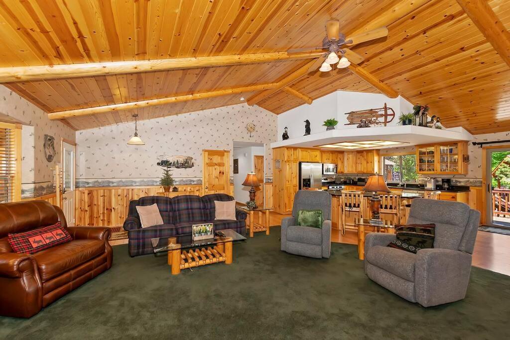 Teakwood - 3-Br Spa, Fire Pit, Quiet, Ac, Centrally Located Vila Big Bear Lake Exterior foto